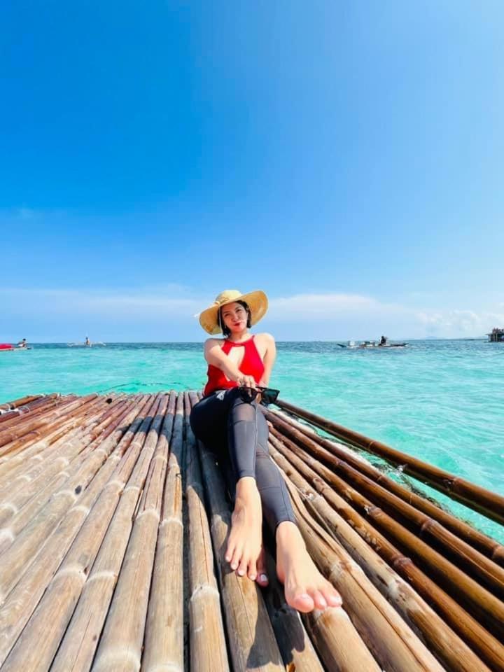 Richville Little Boracay Guest House Calatagan ภายนอก รูปภาพ