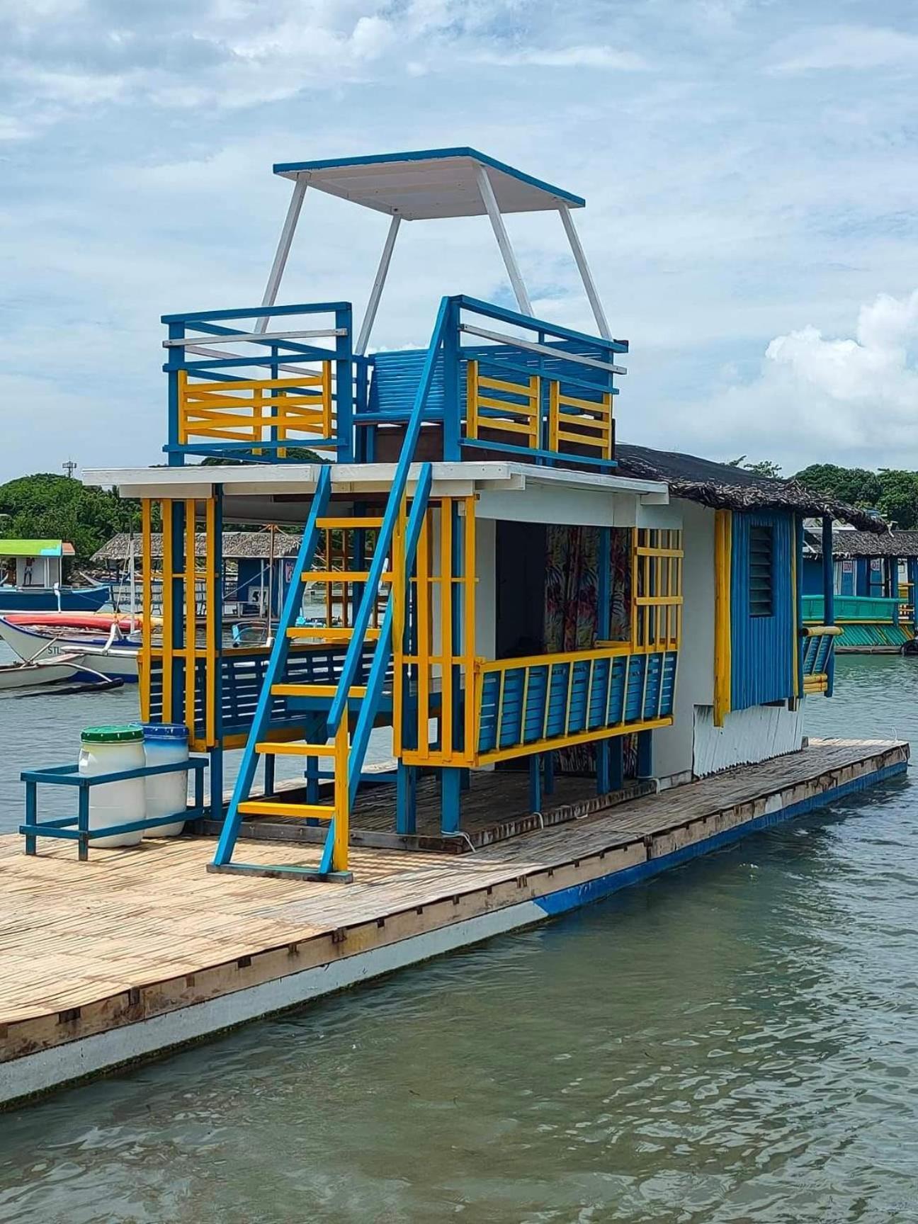 Richville Little Boracay Guest House Calatagan ภายนอก รูปภาพ