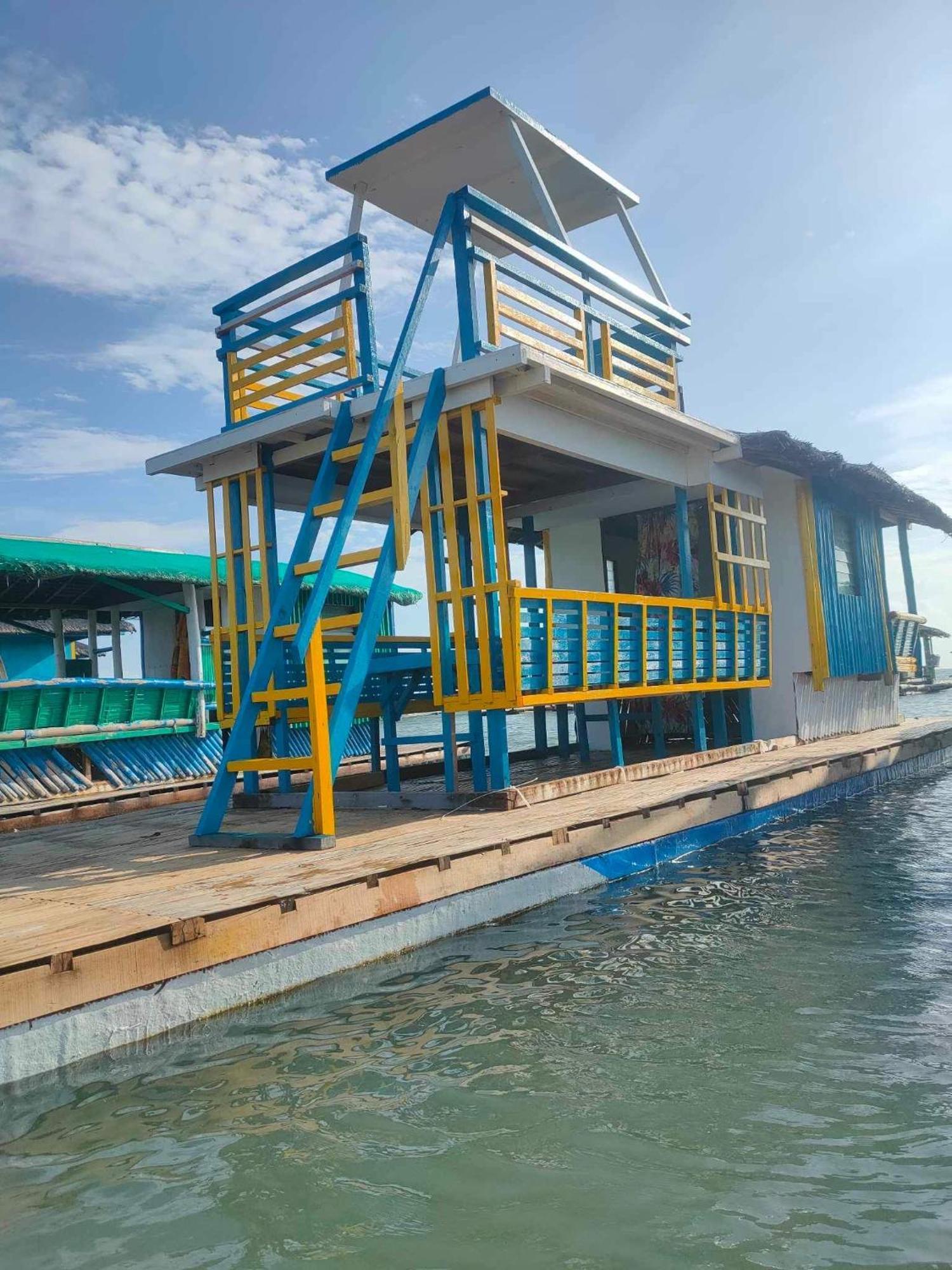 Richville Little Boracay Guest House Calatagan ภายนอก รูปภาพ