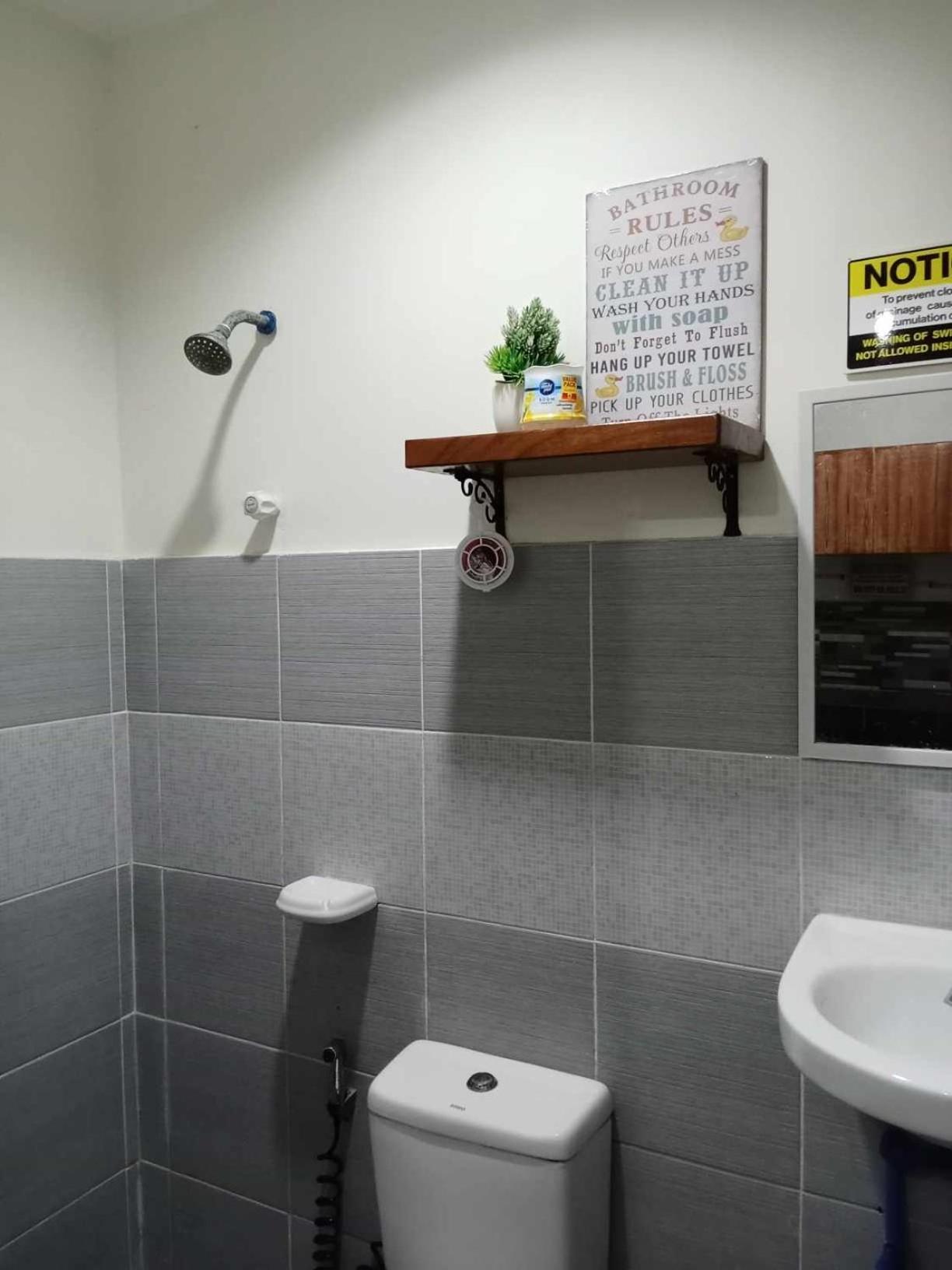 Richville Little Boracay Guest House Calatagan ภายนอก รูปภาพ