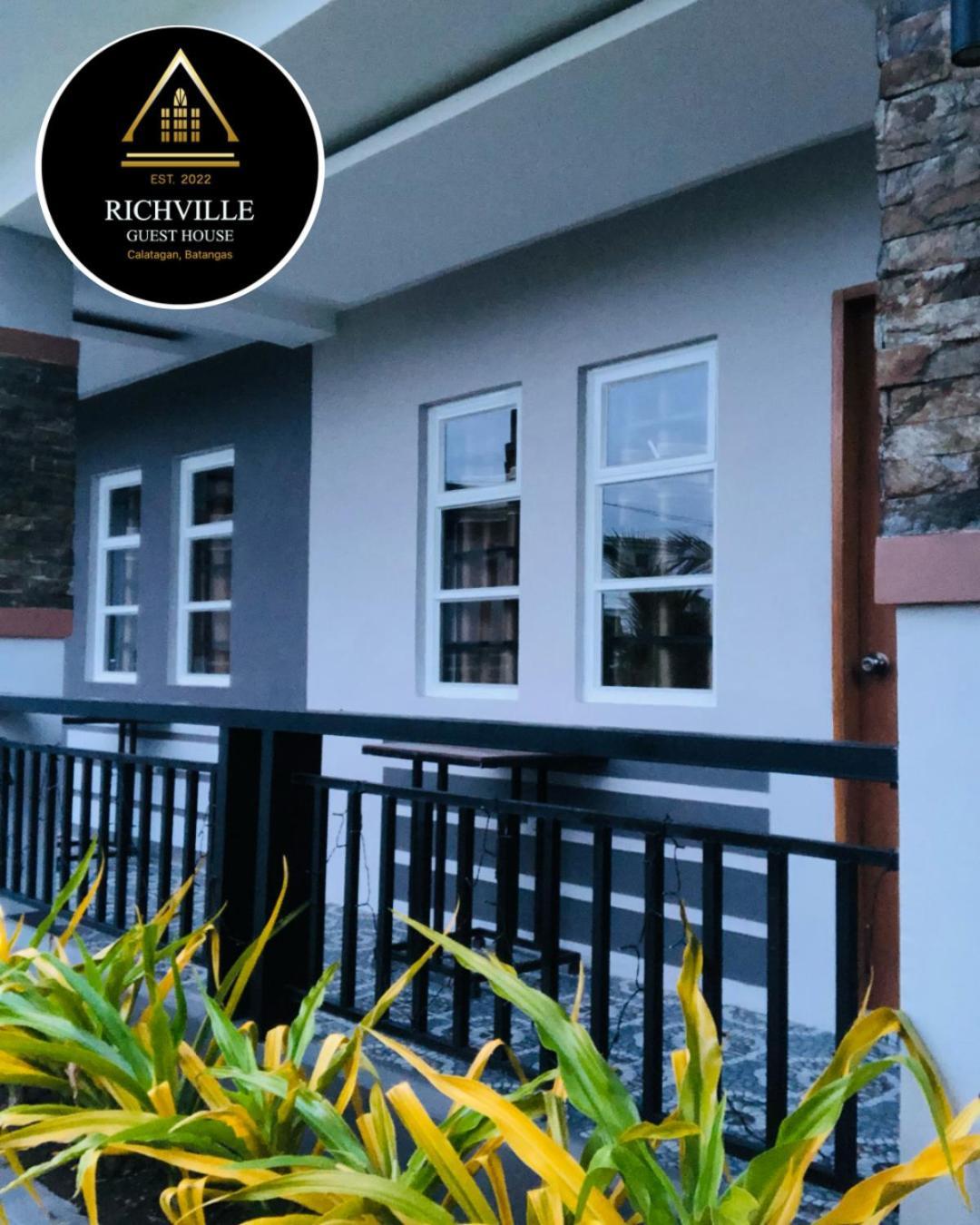 Richville Little Boracay Guest House Calatagan ภายนอก รูปภาพ